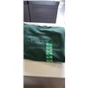 Image 2 : NEW HUNTER SIZE XL LADIES CREW SWEATER AND HUNTER MEMORY FOAM TRAVEL NECK PILLOW