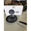 Image 2 : BRAND NEW EPICURE MINI FRY PAN AND TORTILLA PRESS