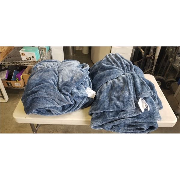 2 BERK BLANKETS