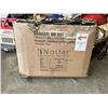 Image 1 : NEW MASTER MASSAGE EQUIPMENT PORTABLE MASSAGE TABLE