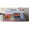 Image 3 : BLACK AND DECKER 4-SLICE AIR FRYER TOASTER OVEN - TESTED WORKING, RETAIL $179