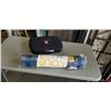 Image 1 : HI5 NOVA VIBRATION MASSAGE DEVICE AND LOLE PRIMA YOGA MAT + 2 IN 1 STRAP