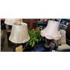 Image 1 : 2 DECORATIVE TABLE LAMPS
