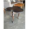 Image 1 : DROP-LEAF SIDE TABLE WITH TRIANGULAR TOP