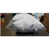 Image 2 : TRELLIS BLOOM QUILTED PILLOW DOWN-ALTERNATIVE. 2-PACK STANDARD/QUEEN