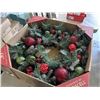 Image 2 : CG HUNTER 30-INCH PRE-LIT ARTIFICIAL HOLIDAY WREATH