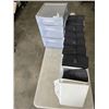 Image 1 : PLASTIC AND FABRIC ORGANIZERS