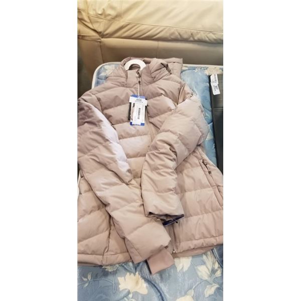 PARADOX L/G WOMANS PACKABLE JACKET. RETAIL $59.99