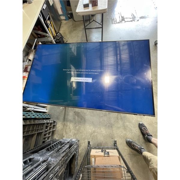 SAMSUNG 60 INCH TV MODEL QN60Q60AAF. WORKING, LARGE DARK SPOT