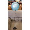 Image 1 : WINDOW MOUNT VEHICLE BALLOON