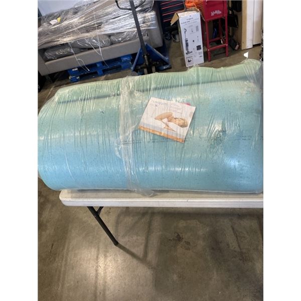 QUEEN SIZE MEMORY FOAM TOPPER
