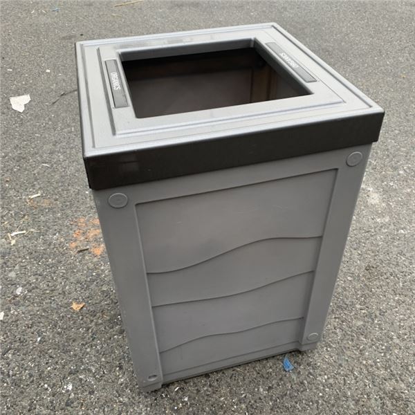 SQUARE RECYCLE BIN WITH 3 LIDS