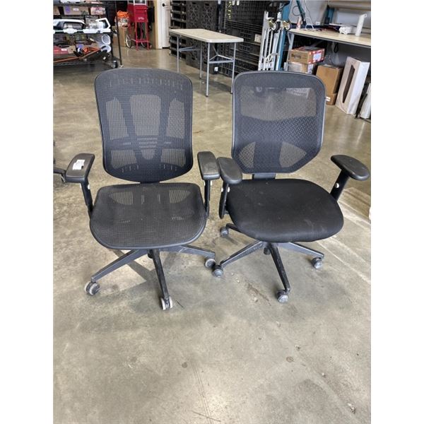 2 BLACK ROLLING OFFICE CHAIRS