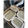 Image 6 : 5 SAFDIE & CO FOOD STORAGE CONTAINERS AND 2 COLLAPSIBLE LUXE TOTES