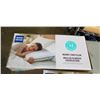 Image 2 : 2 NEW MARTHA STEWART MEMORY FOAM PILLOWS. SIZE QUEEN