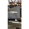 Image 1 : 72" X 45" AREA RUG