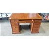 Image 1 : 9 DRAWER OAK DOUBLE PEDESTAL DESK