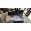 Image 2 : SKECHERS SWIFT FIT BLACK RUNNING SHOES. SIZE 11 US