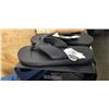 Image 2 : BENCH MENS COMFORT SLIDE SANDALS SIZE 11