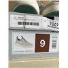 Image 2 : HURLEY MENS SNEAKER SIZE 9