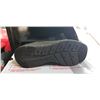 Image 3 : SKETCHERS SWIFT FIT SIZE 9 MENS SNEAKERS