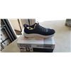 Image 2 : NEW SKECHERS SWIFT FIT BLACK RUNNING SHOES. SIZE 8