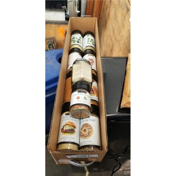 TRAY OF 10 NEW ASSORTED EPICURE SPICES AND SEASONINGS - UNMARKED SEASONING IS BACKYARD BBQ