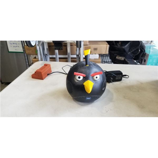 ANGRY BIRDS IPOD DOCK / SPEAKER