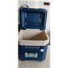 Image 2 : IGLOO MAXCOLD 58 LITRE COOLER