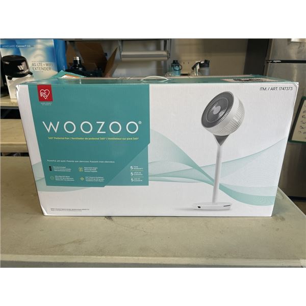 WOOZOO 360" PEDESTAL FAN. RETAIL $79.99. WORKING