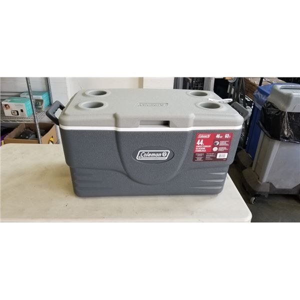 COLEMAN 44L CHEST COOLER
