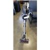 Image 1 : LG CORD ZERO VACUUM WITH STAND AND 3 BATTERIES