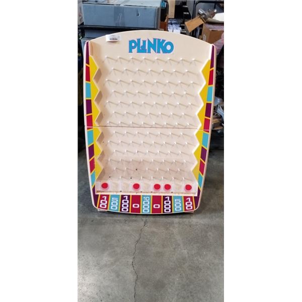 4 FT TALL PLINKO STANDING BOARD