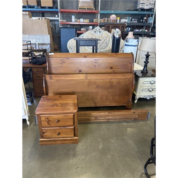 QUEENSIZE BEDFRAME W/ NIGHT STAND