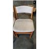 Image 3 : 4 MCM SOLID TEAK, MADE IN DENMARK SITTING CHAIRS.