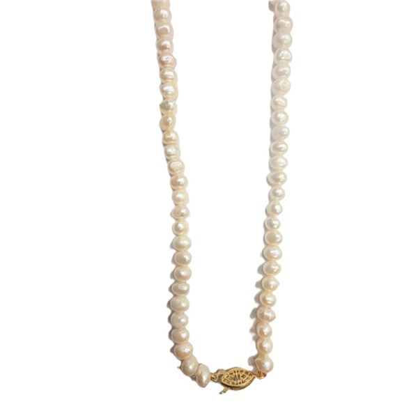 CULTURED PEARL NECKLACE, RETAIL $150.00.