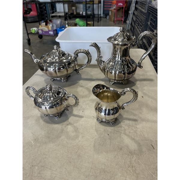 MARLBORO PLATE TEAPOTS WITH SUGAR AND MILK POT IN PLASTIC TOTE