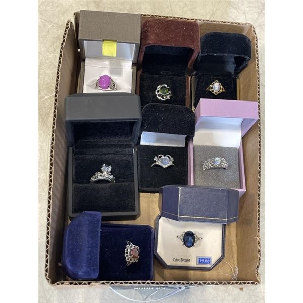 8 ESTATE CASED DINNER RINGS