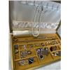 Image 3 : JEWELLERY BOX FULL OF ESTATE JEWELLERY