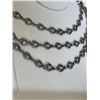 Image 4 : CASED NECKLACE AND EARRING SET