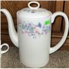 Image 5 : Wedgwood Angela Bone China Dinner and Tea Service Set, 44 Pieces