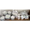 Image 2 : Royal Doulton Bloomsbury Fine China Dinnerware Set