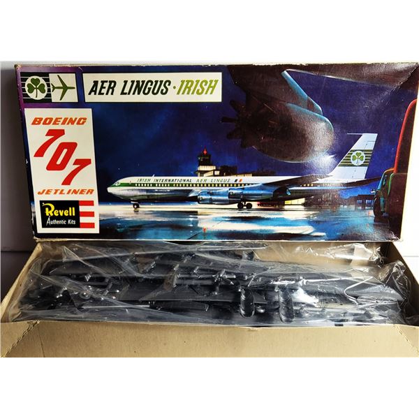 1)  BOEING 707 JETLINER REVELL MODEL