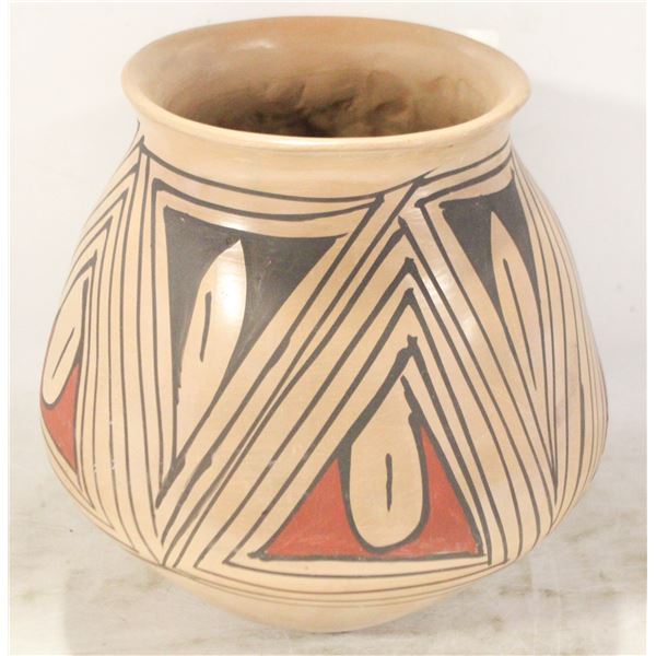 VINTAGE CERAMIC VASE MEXICO