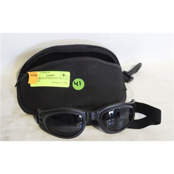 MOTORCYCLE GOGGLES 3 SETS OF LENSES