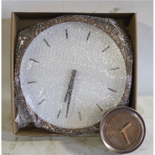 2 NEW DRIINI BRAND ROUND WALL CLOCKS SOLD TOGETHER