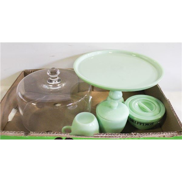 ESTATE JADEITE VINTAGE KITCHENWARE SET INCLUDING