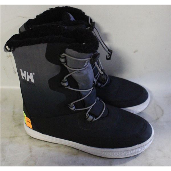 HELLY HANSON TEK BOOTS SIZE 5 BOYS