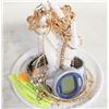 Image 1 : NEW IDEAL HAND-SHAPED JEWELRY DISPLAY WITH