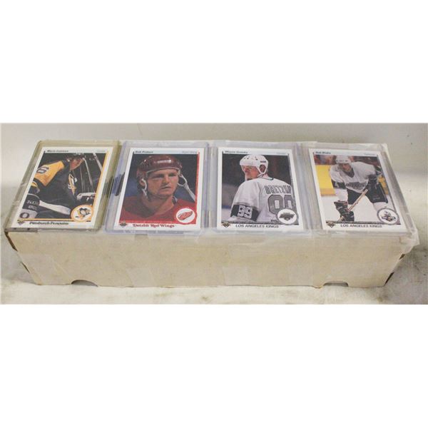 1990 UPPER DECK HOCKEY, 500+ CARDS